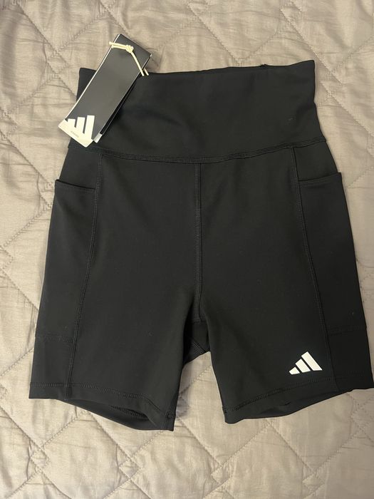 Шорти Адідас XS на бедра до 85см. Нові