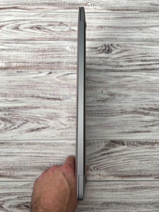 Apple MacBook Pro 2020 13" M1 / 16Gb / SSD 256Gb