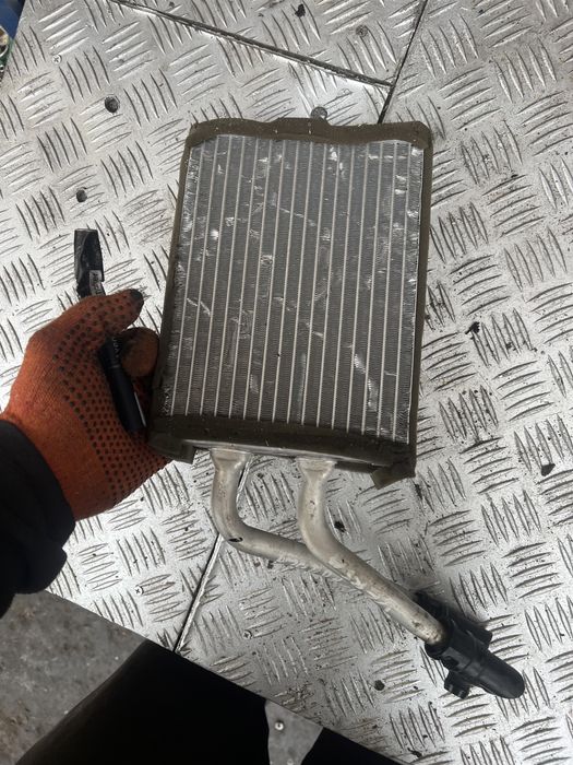 Радиатор печки тойота версо toyota verso год 2004