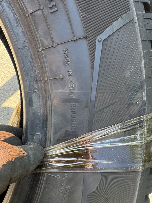 Шини Літні 2шт 215/75 R16C Continental Vanco Camper