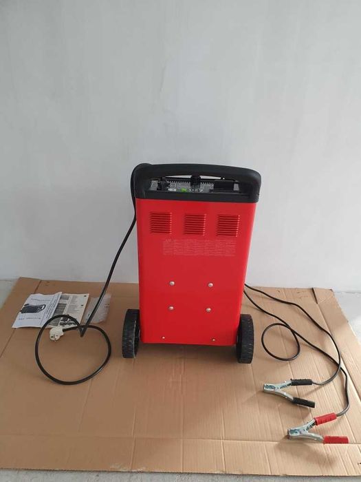 Prostownik TELWIN DYNAMIC 620 do ładowania oraz rozruchu 12 i 24 V aku