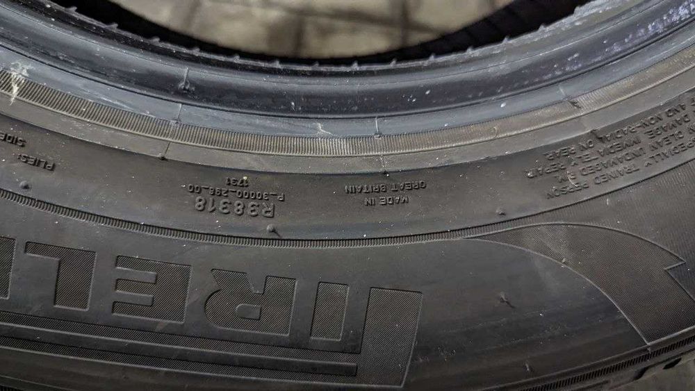Шини 225/65 R17 102T Pirelli Scorpion Winter