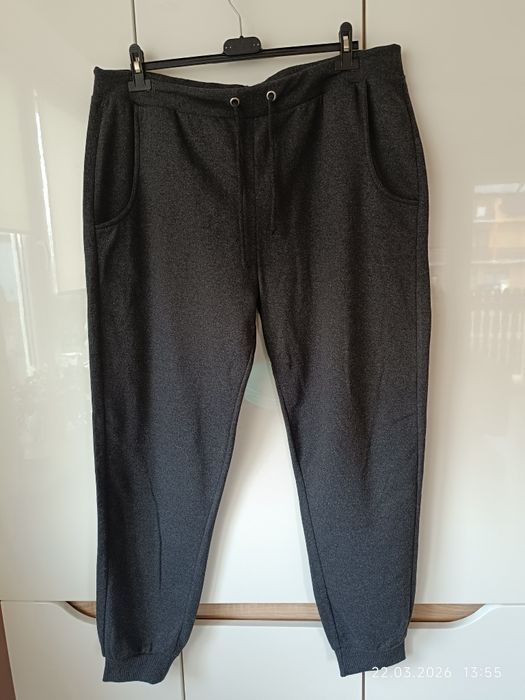 Nowe spodnie dresowe męskie XL szare