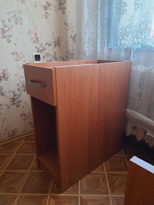 Стол компьютерный с двумя столешницами