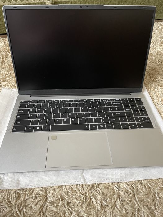 Продам ноутбук Auusda t156a