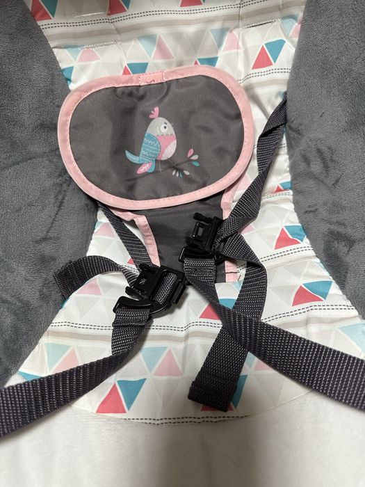 Дитячий заколисуючий центр