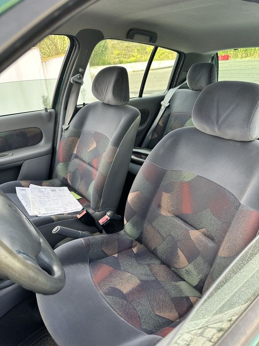Renault Clio 1.2 / Ar condicionado