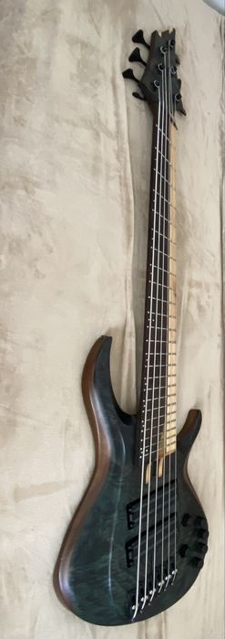 Sabre Viper 6 custom bas