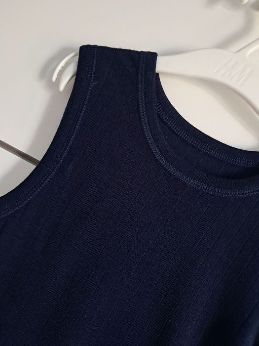 Koszulka bez rękawów wełniana 808