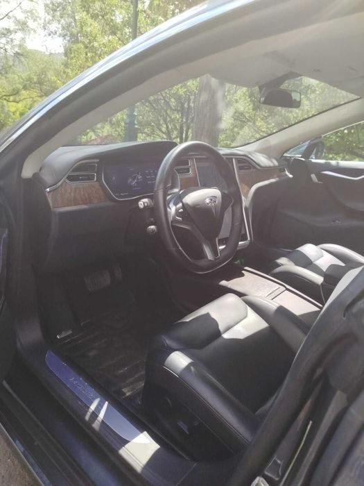 Tesla model S rest 2018 100D