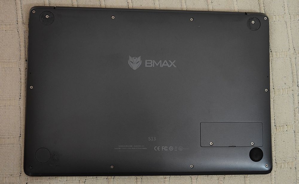 Portátil BMAx usado