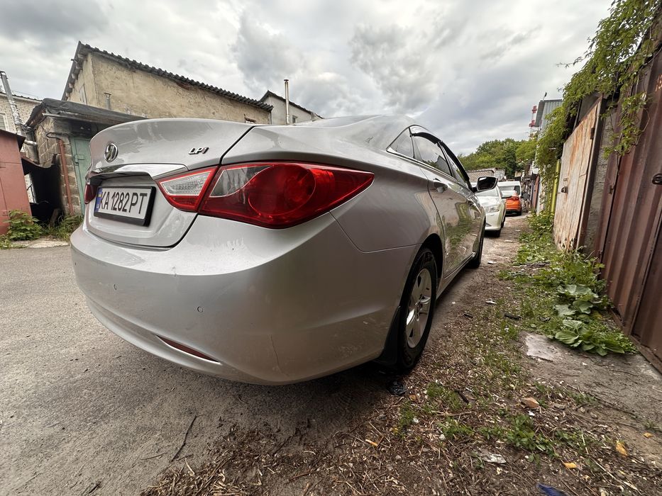 Продам sonata yf lpi 2013