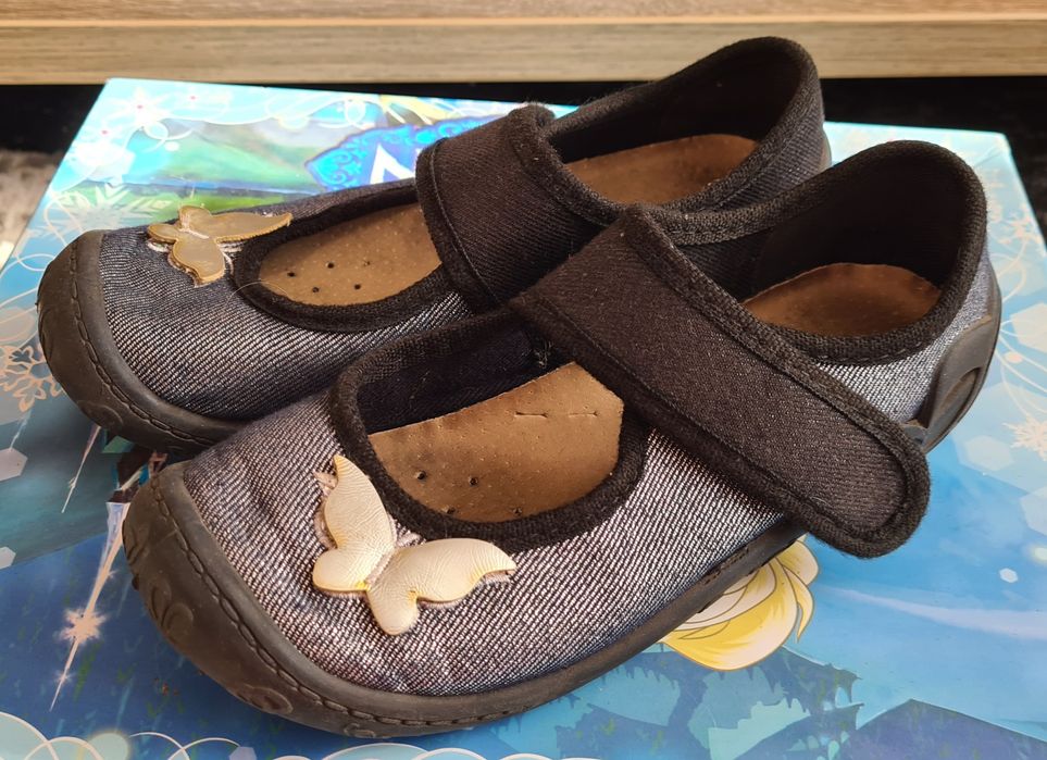Buty na dziewczynkę