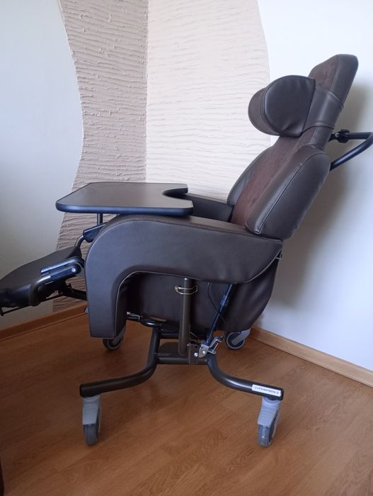 Fotel pielęgnacyjny