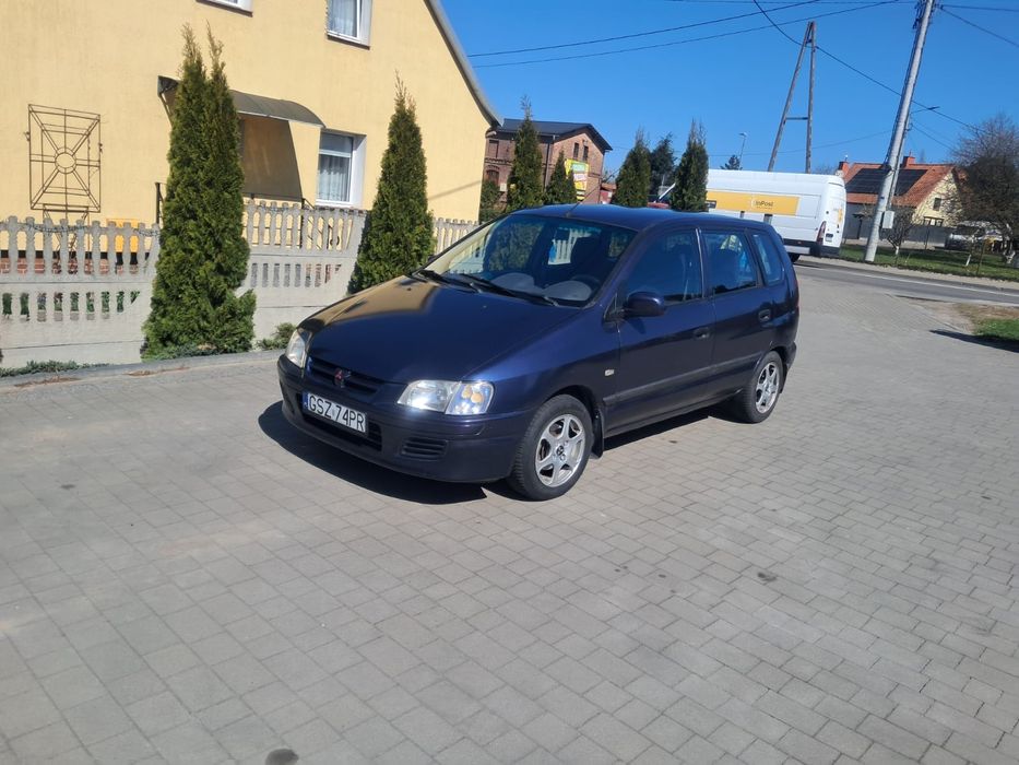 Mitsubishi Space Star 1.3 2000r.