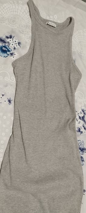 Vestido cinza Bershka S