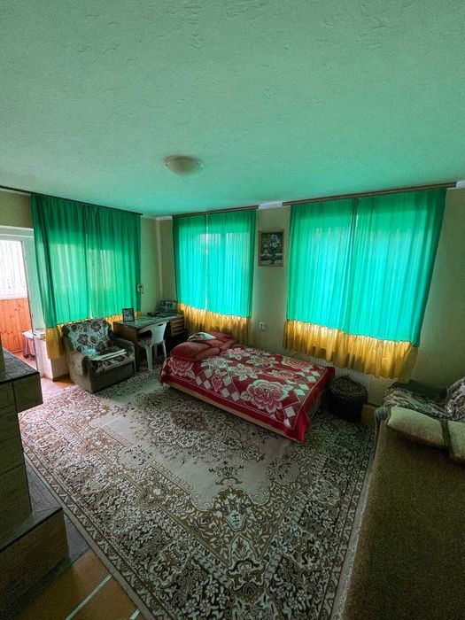 Продам цегляний будинок в Лезнево з приватизованою ділянкою. 34333