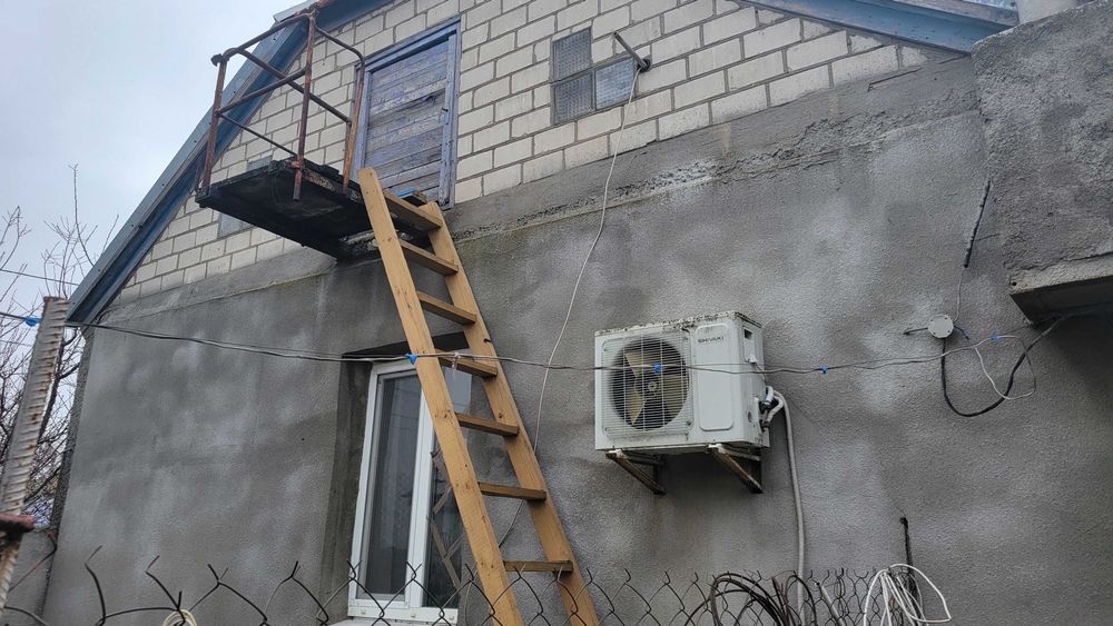 ЄвідновленняПродаю будинок з окремим двором вул. Торгова Корабельний р