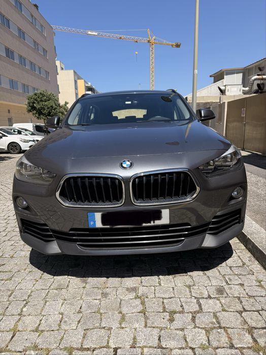 BMW X2 sdrive cinza escuro