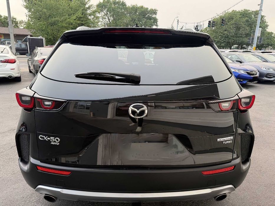 Mazda Cx-50      2024