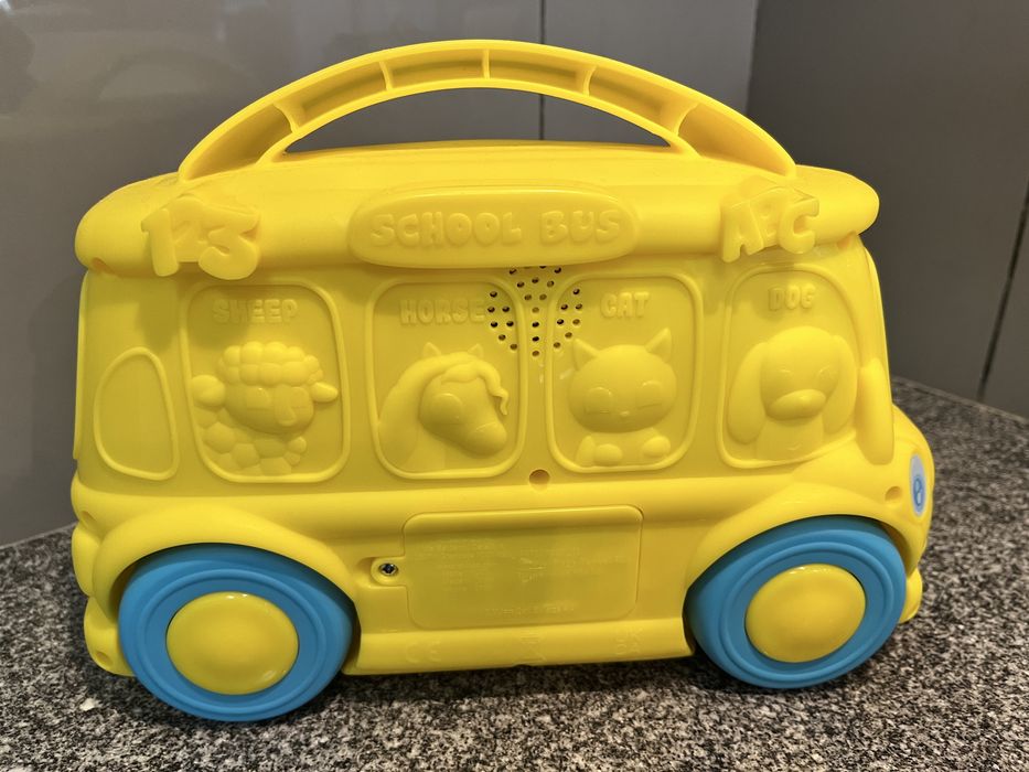 Autocarro escolar musica bilingue Chicco