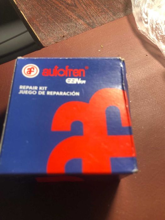 Продаётся Ремкомплект тормозного суппорта  для  Mercedes W124 E-Class