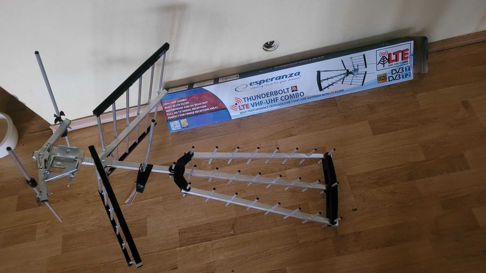 Antena zewnętrzna DVB-T 2 - LTE THUNDRBOLT XL EAT105