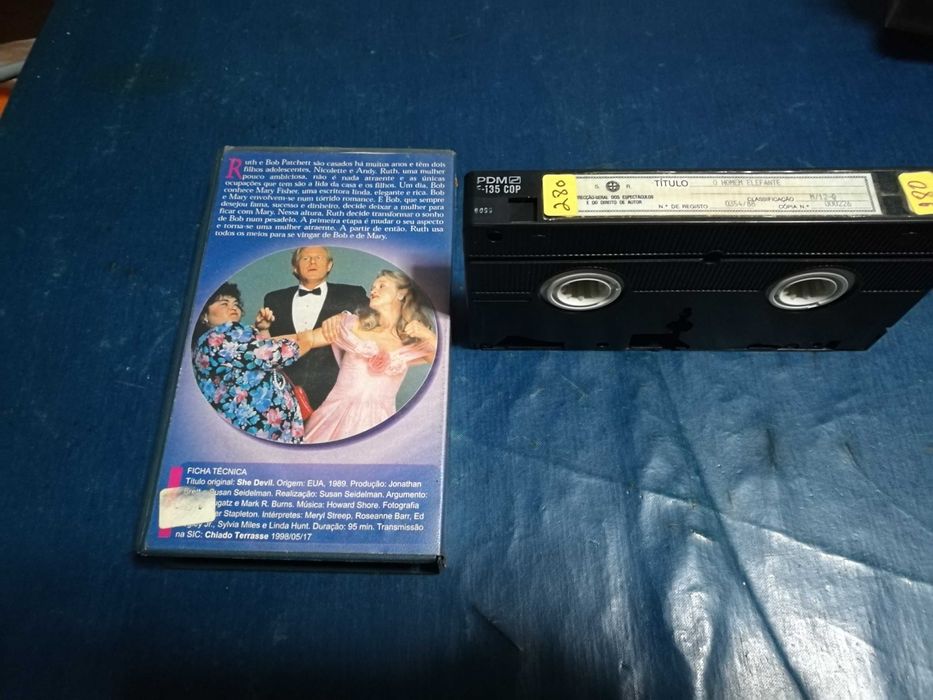 DEMÓNIO DE SAIAS VHS (legendagem em Português)