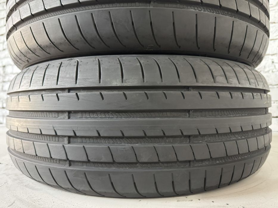 Літні шини Goodyear 225/45 R19