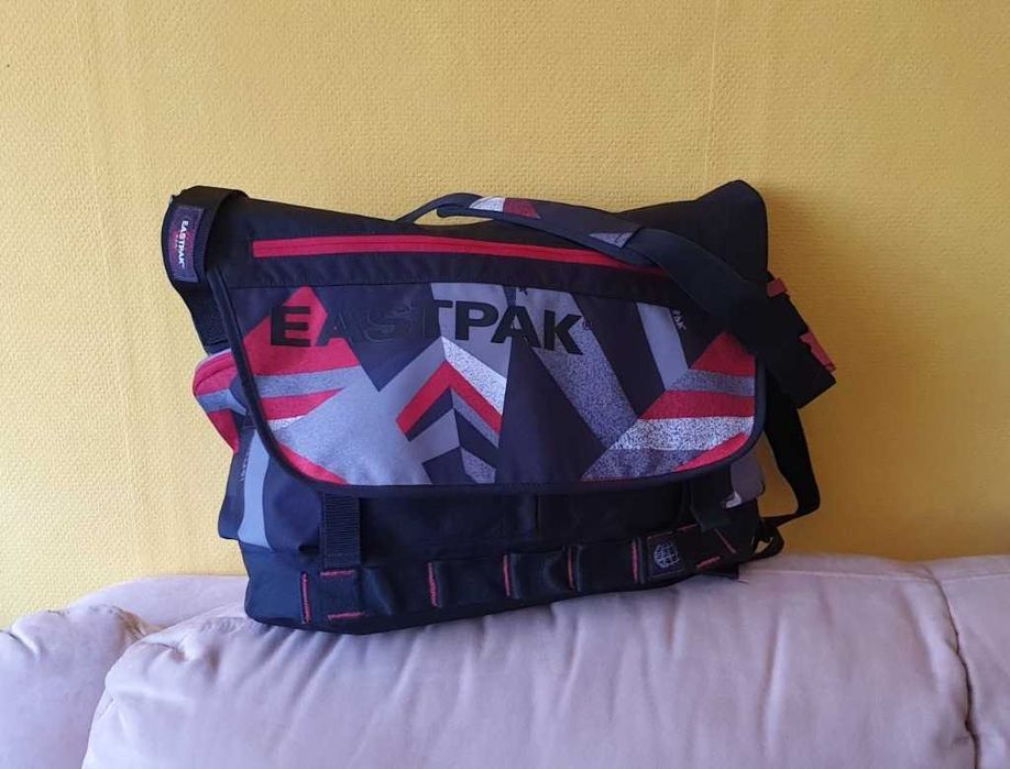 Oryginalna torba na ramię Eastpack, pojemna,Nowa