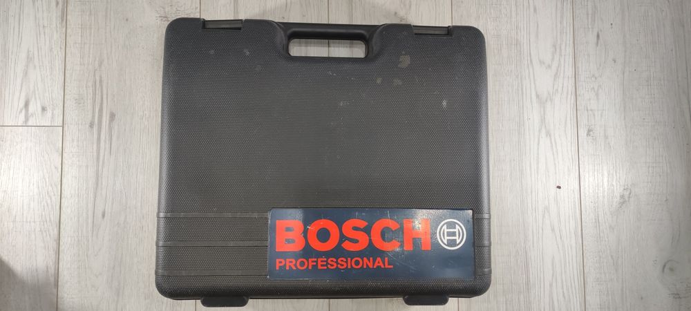 Pusta walizka narzędziowa Bosch bardzo dobry stan