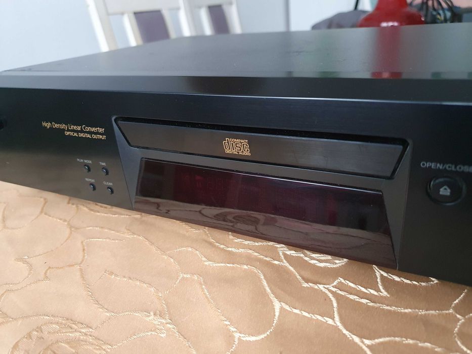 Odtwarzacz cd sony CDP-XE270