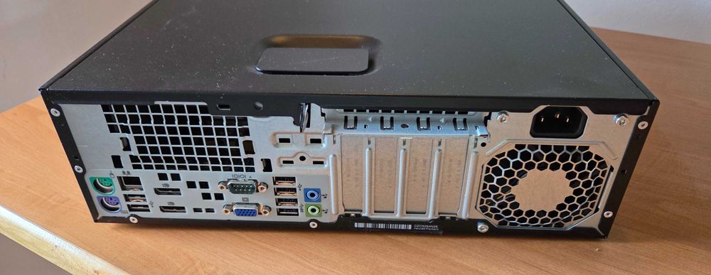 komputer HP EliteDesk 800 G1 SFF  Intel i3 8GB 120SSD + mysz+klaw