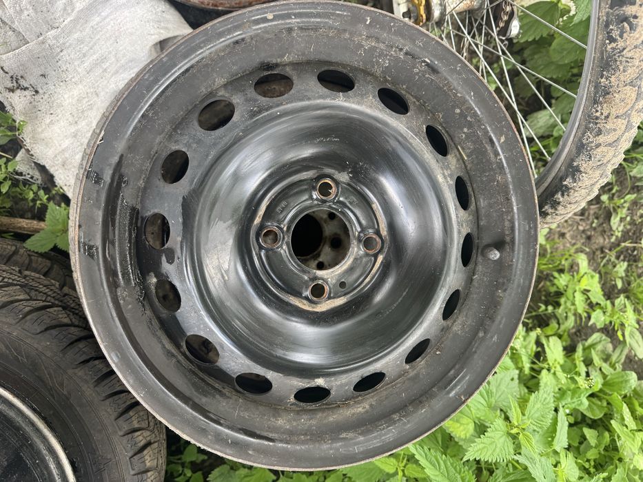 Металевий Диски r 15 4x100 Еt40