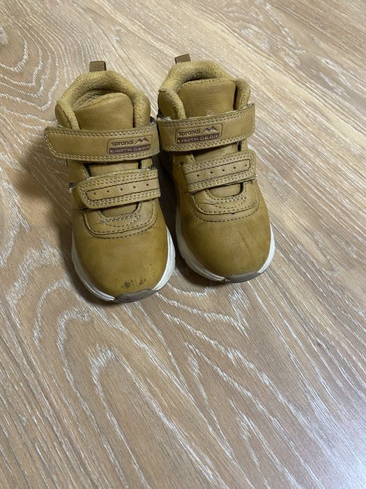 Черевики,чобітки осінні ,дитячі