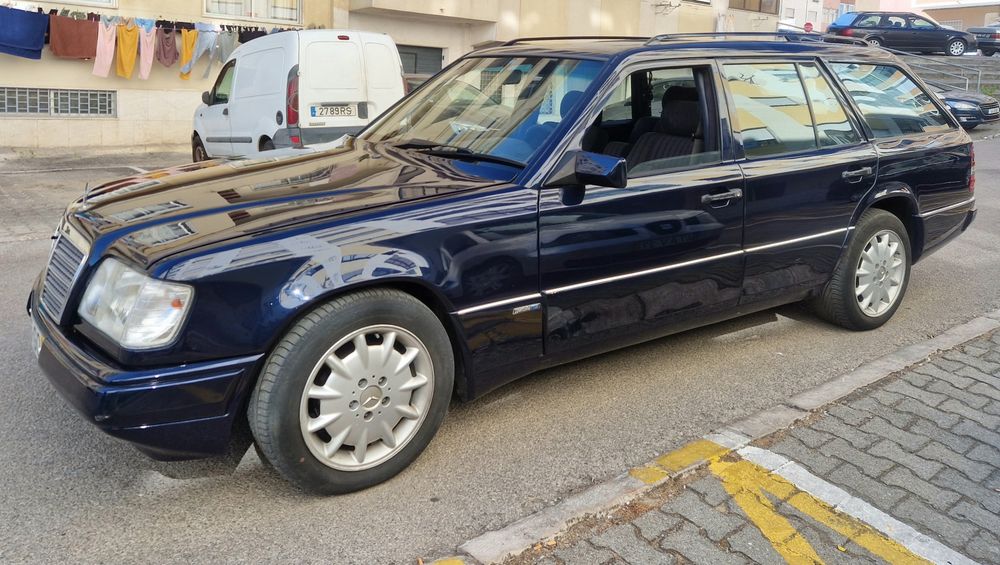 Mercedes Benz 300D Sport Line
