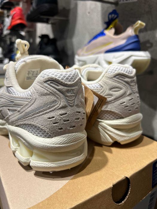 Кросівки ASICS GEL-Kayano 14 "White / Smoke Grey" — EUR 37 (23.0 см), Нові