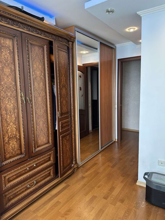 Продаж квартири 4 кім. по вул. Київський шлях