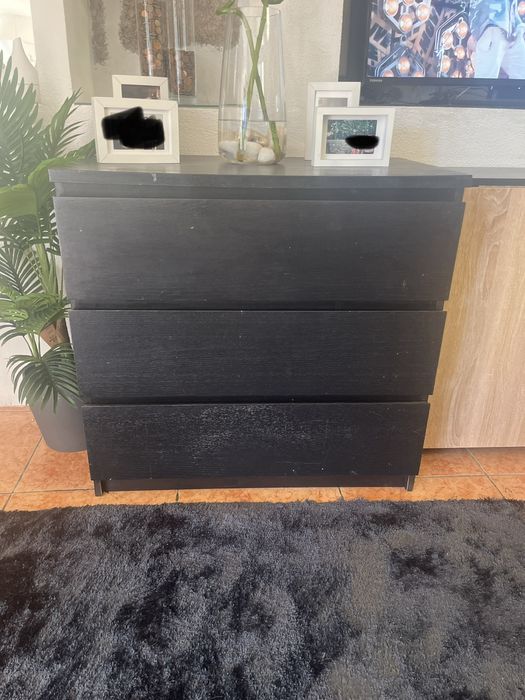 Comoda 3 gavetas- bom estado