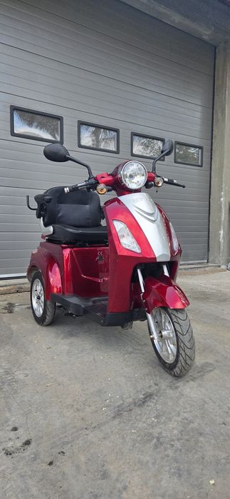 Wózek do pomocy w poruszanie się