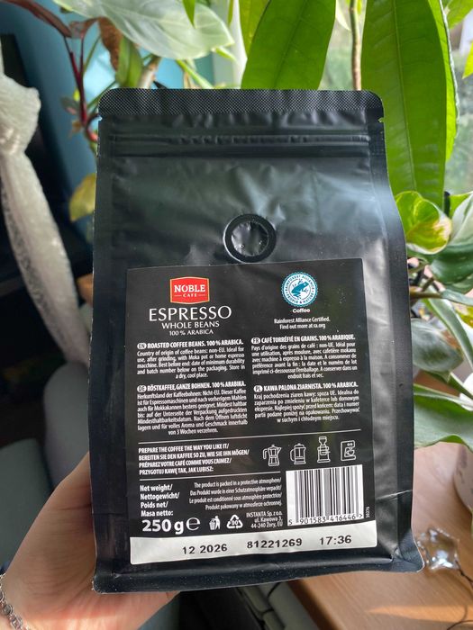 Kawa ziarnista Noble Espresso, 250 g, intensywność 4/5