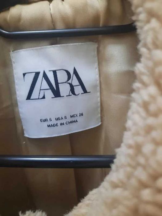 Sprzedam kożuszek z Zary ponieważ jest za duży na mnie