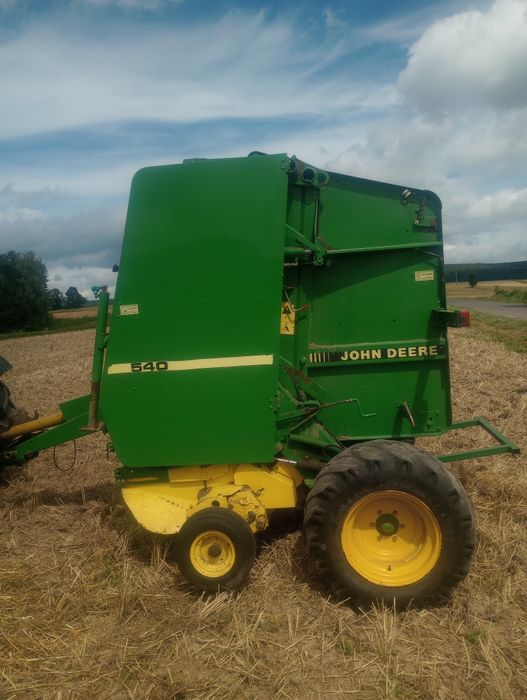 Prasa rolująca John Deere 540/545* szeroki podbierak*