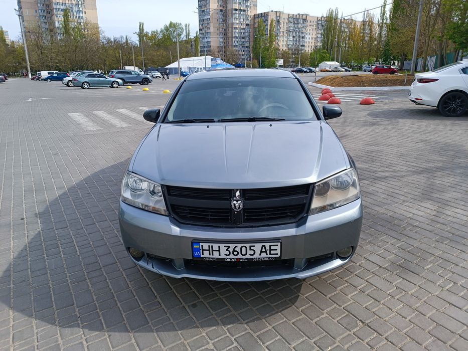 Продам хозяйский DODGE AVENGER