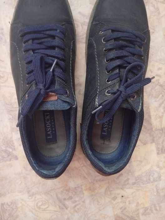 Зимние ,весенние кросовки.