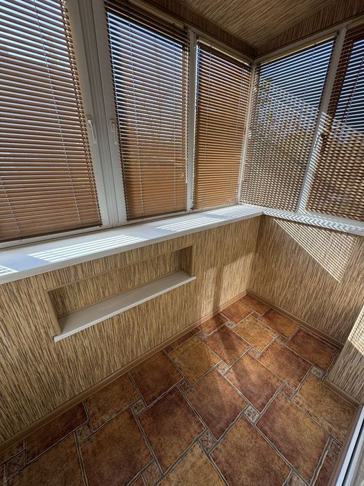 ЦЕНТР продам 3кімнатну квартиру 64 м² вул. Воскресенська