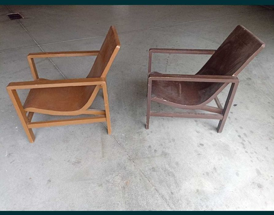 Vendo dois cadeirões vintage.