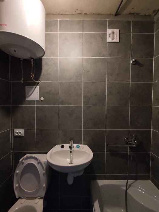 Всі види будівельних та ремонтних робіт.