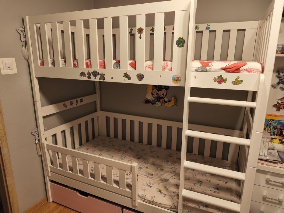 Łóżko dziecięce  piętrowe