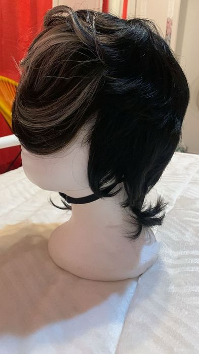 Peruca de corte de fabrica em cabelo humano